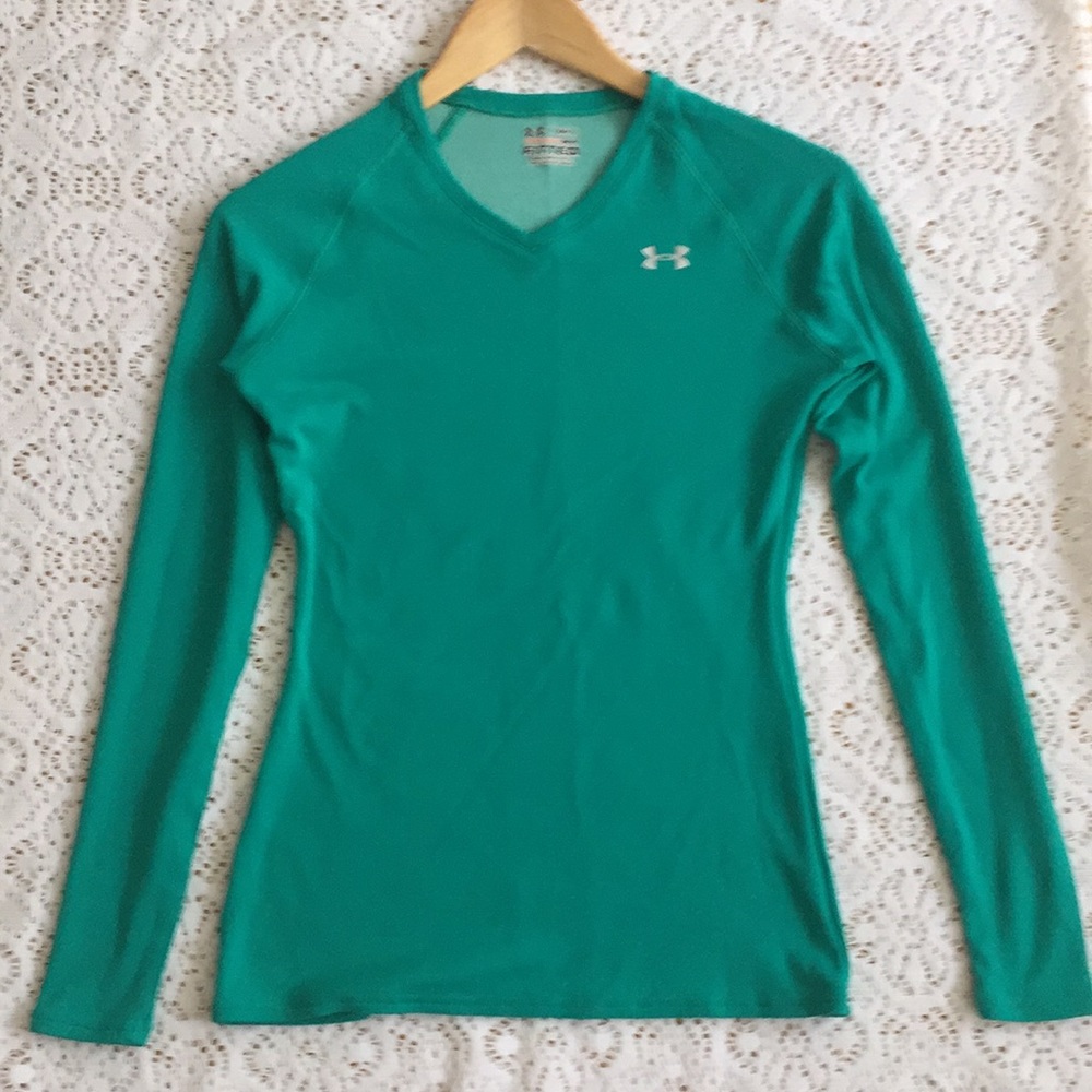 Under Armour Top.